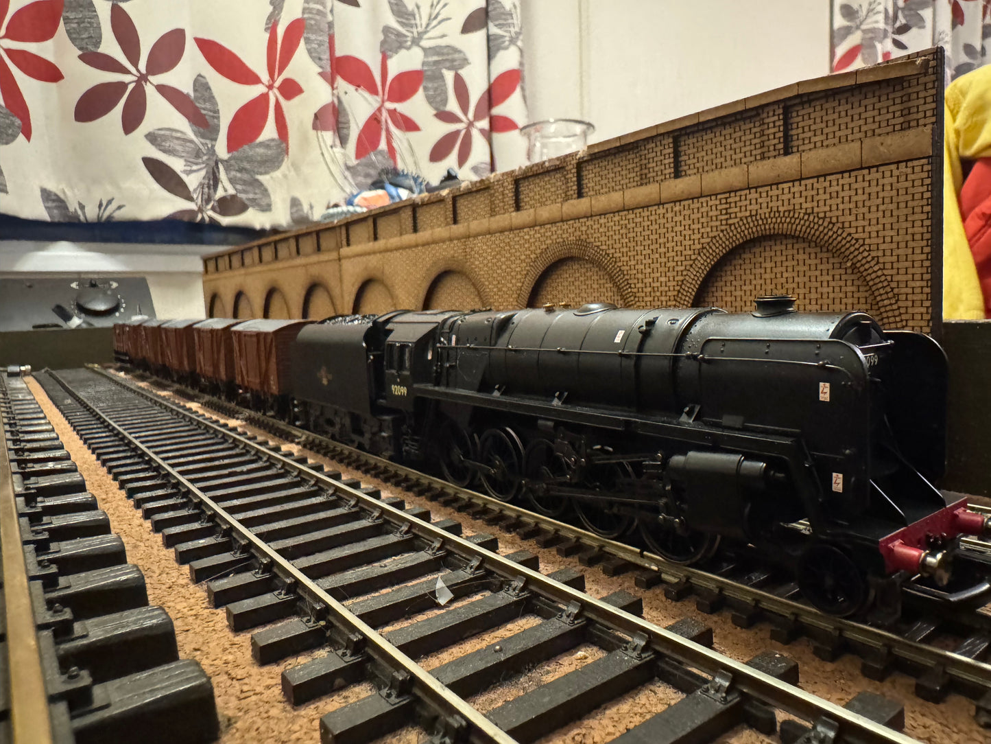 Hornby R2139 (OO) ‘Fitted Freight Train Pack’ Special edition No.453 or 750.