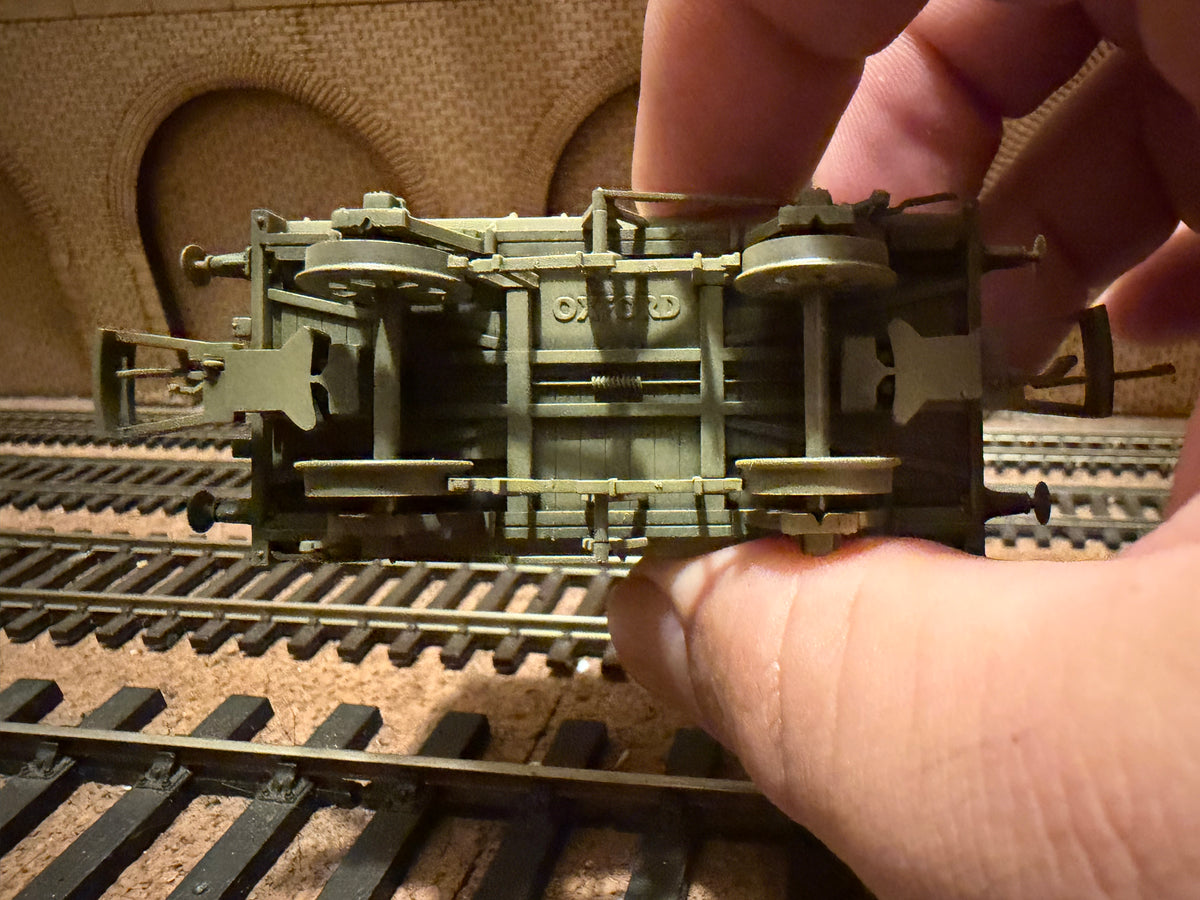 Oxford Rail OR76MW7015 (OO) British Railways Seven Plank No.P75934 in Weathered BR Grey.