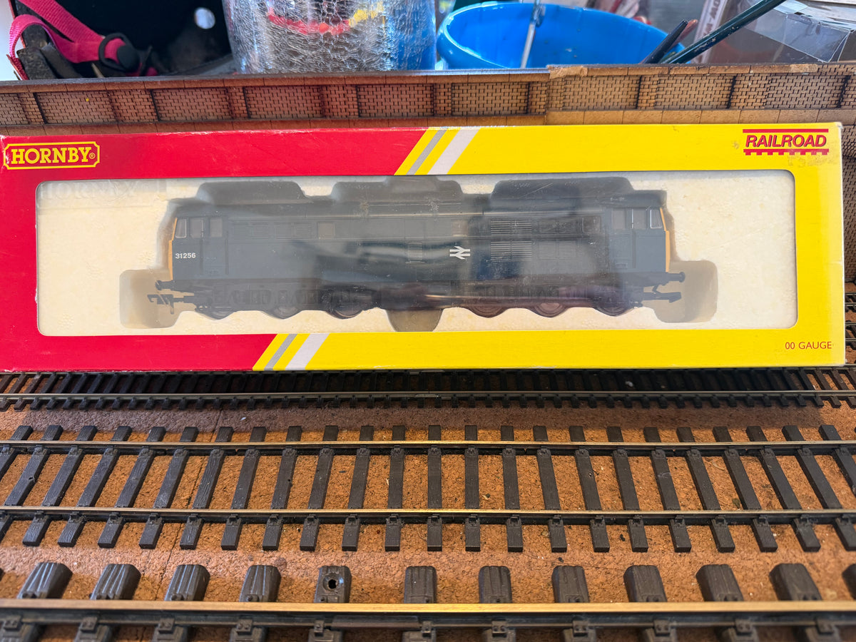 Hornby Railroad R3067 (OO) British Railways Class 31, No.31256 in British Rail Blue. DCC Ready 