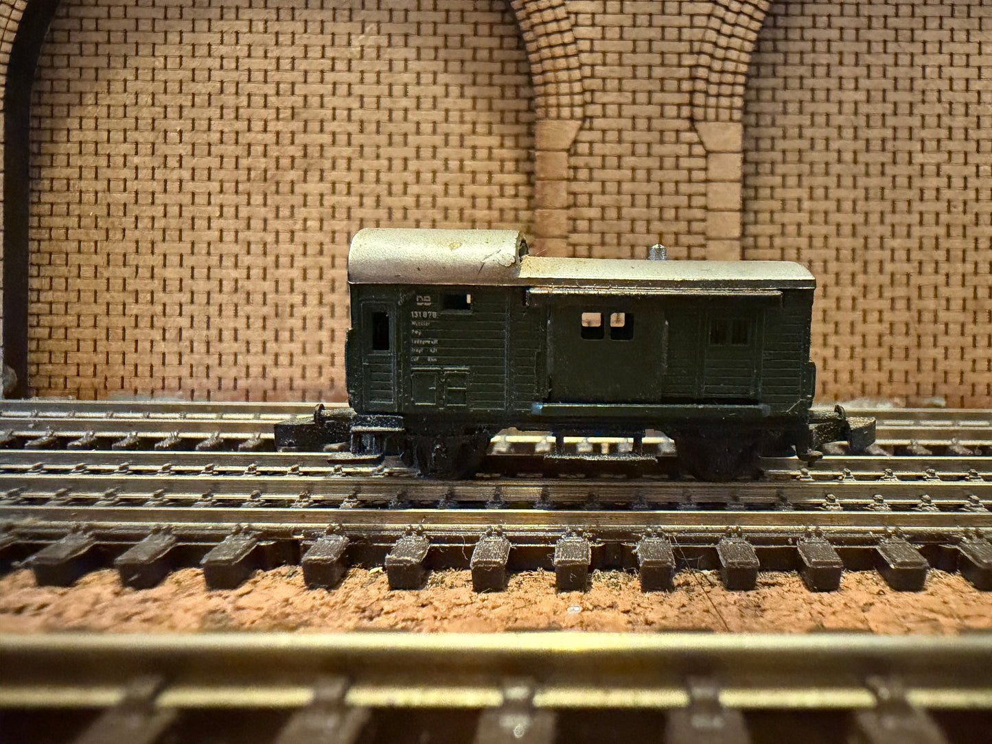 Marklin 8609 (Z) Deutsche Bahn Baggage No.131878 in DB Green. 