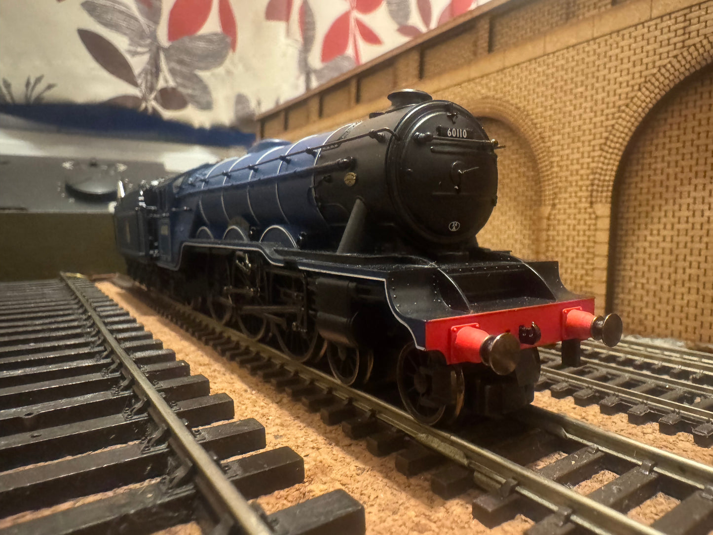 Hornby R2201 (OO) Ex LNER A3 No.60110 “Robert The Devil” in British Railways Express Blue. (Shed Code 34A, Kings Cross Depot) 