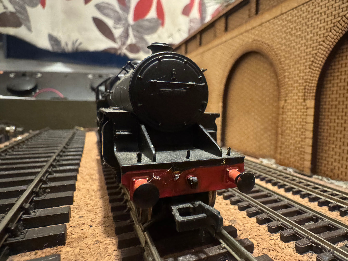 Bachmann 32-175 (OO) Ex LMS ‘Hughes’ 5P 4F ‘Crab’ No.42839 in Unlined British Railways Black. DCC Fitted 