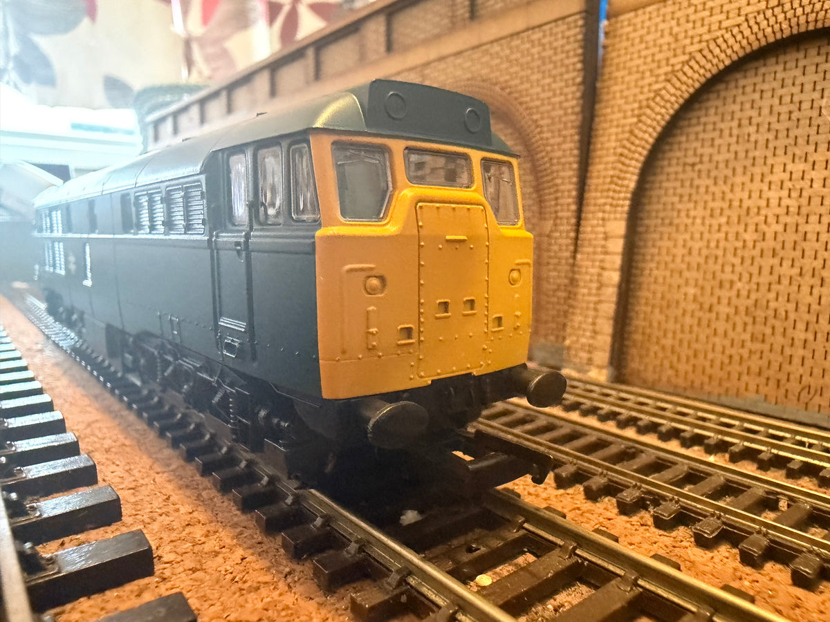 Hornby Railroad R3067 (OO) British Railways Class 31, No.31256 in British Rail Blue. DCC Ready 
