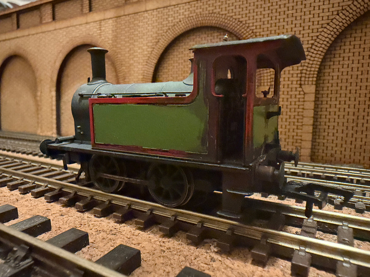 Rapido 923001 (OO) Ex North Eastern Railway, H Class [Y7] in Heavily Weathered Apple Green without decals. DCC Ready 