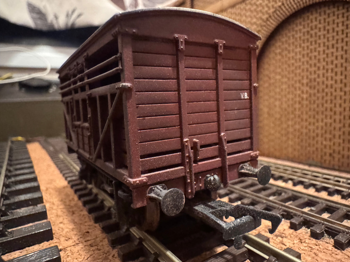 Bachmann 37-607A (OO) London North Eastern Railway 12T Cattle Wagon No.502682 in weathered NE Brown. 