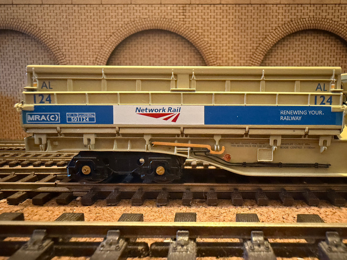Dapol B859B (OO) Thrall Europa, MRA 57T Bogie Hopper, Full Rake, Pack Of Five in Network Rail Blue and Grey 