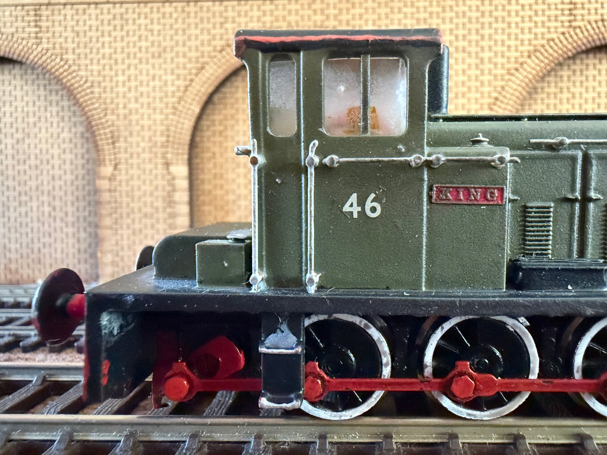 Bachmann / Unknown (OO) Hudswell Clarke / Hunslet Rebuild, 0-6-0 Diesel Mechanical No.46 “King” 