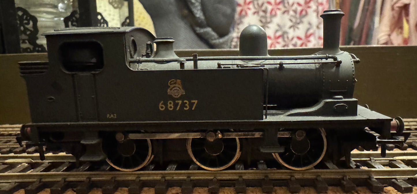 Bachmann 31-055A (OO) Ex NER / LNER Class J72, No.68737 In Weathered British Railways Unlined Black. 