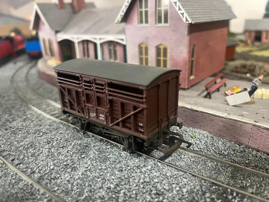 Bachmann, ex LMS, 12ton Cattle Wagon in British Railways Bauxite, with Graffiti and mild weathering