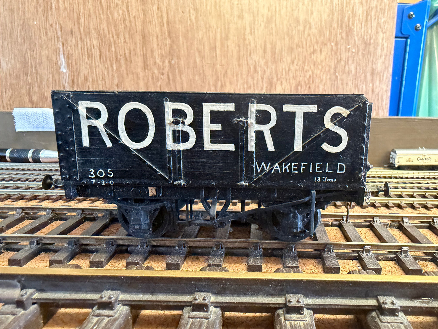 Scratch Built (O Gauge) Charles Roberts & Co Wagon Hire 13T Eight Plank Wagon No.305. In Robert’s Plank with coal load. 