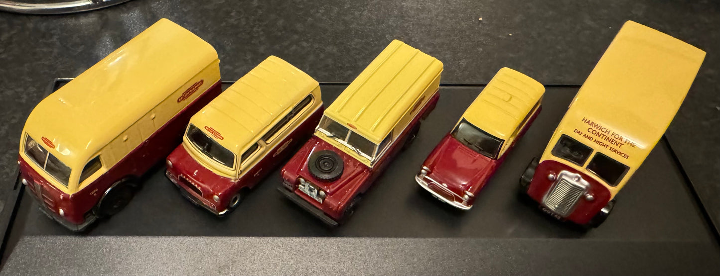 Oxford Die-cast (OO / 1:76 Scale) British Railways Commercials Vehicles Pack.