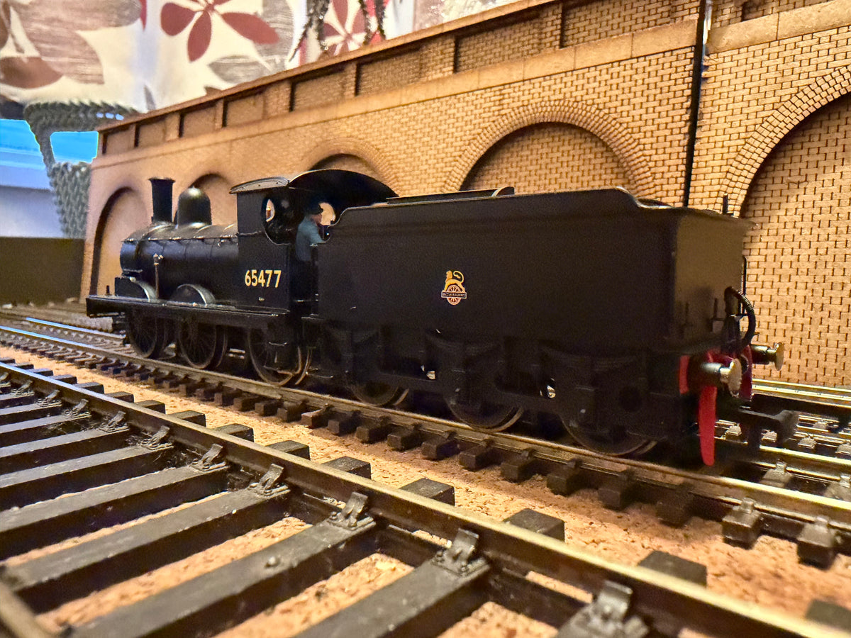 Hornby R3415 (OO) Ex GER / LNER J15 No.65477 in British Railways Unlined Black. (Shed Code 31A, Cambridge Depot) DCC Ready. 