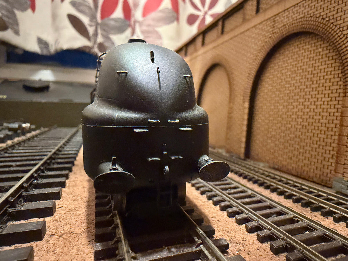 Hornby R2270 (OO) London Midland & Scottish Railway, 7P Streamlined ‘Princess Coronation’ No.6241 “City of Edinburgh” in LMS Wartime Black. DCC Ready 