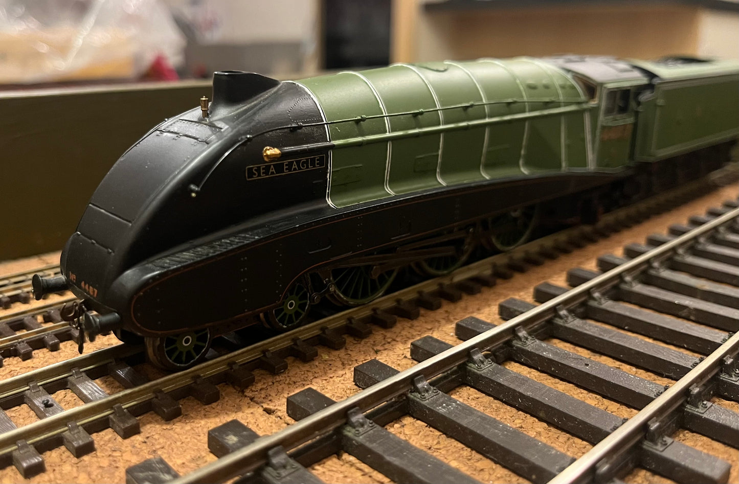 Bachmann (OO) London North Eastern Railway, A4 No.4487 “Sea Eagle” in LNER Apple Green