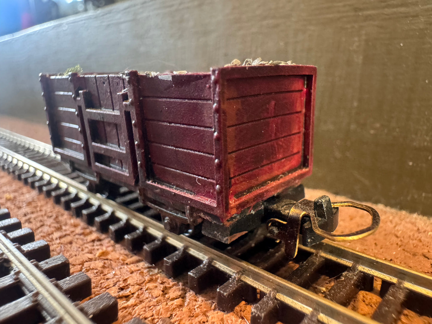 KD Railway (OO9) Five Plank Stone Wagon. Converter / Reach wagon 