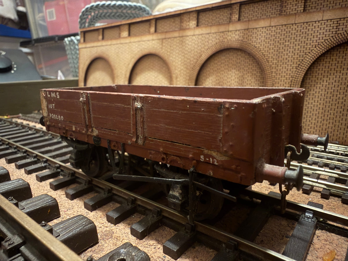 Scratch Built (O Gauge) London Midland & Scottish Railway, 10T, Three Plank Wagon No.209280 in LMS Maroon 
