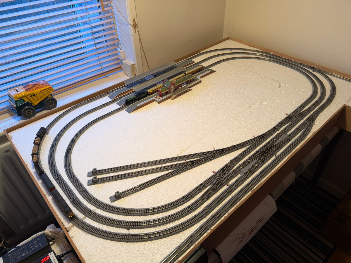 Kato N Gauge Model Railway, Wired for DCC. 