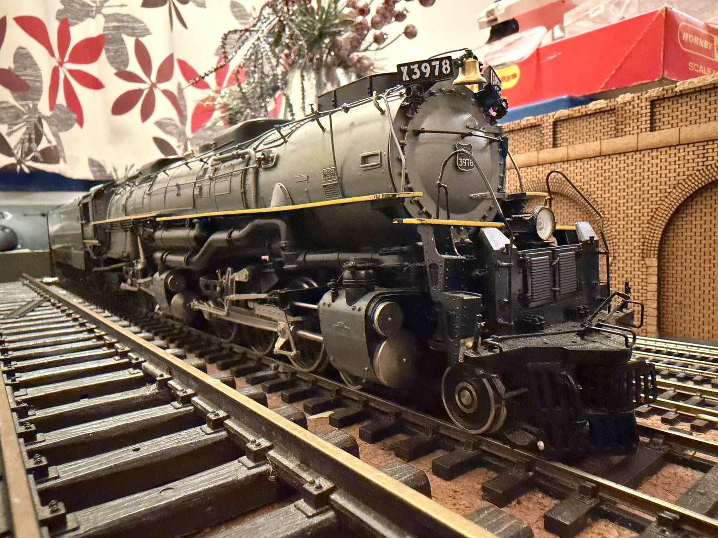 Key Imports / Samhongsa (O Gauge) Union Pacific Railroad, Oil Fired Challenger Class No.3978 in Late Union Pacific Two-Tone Grey. Limited Edition 