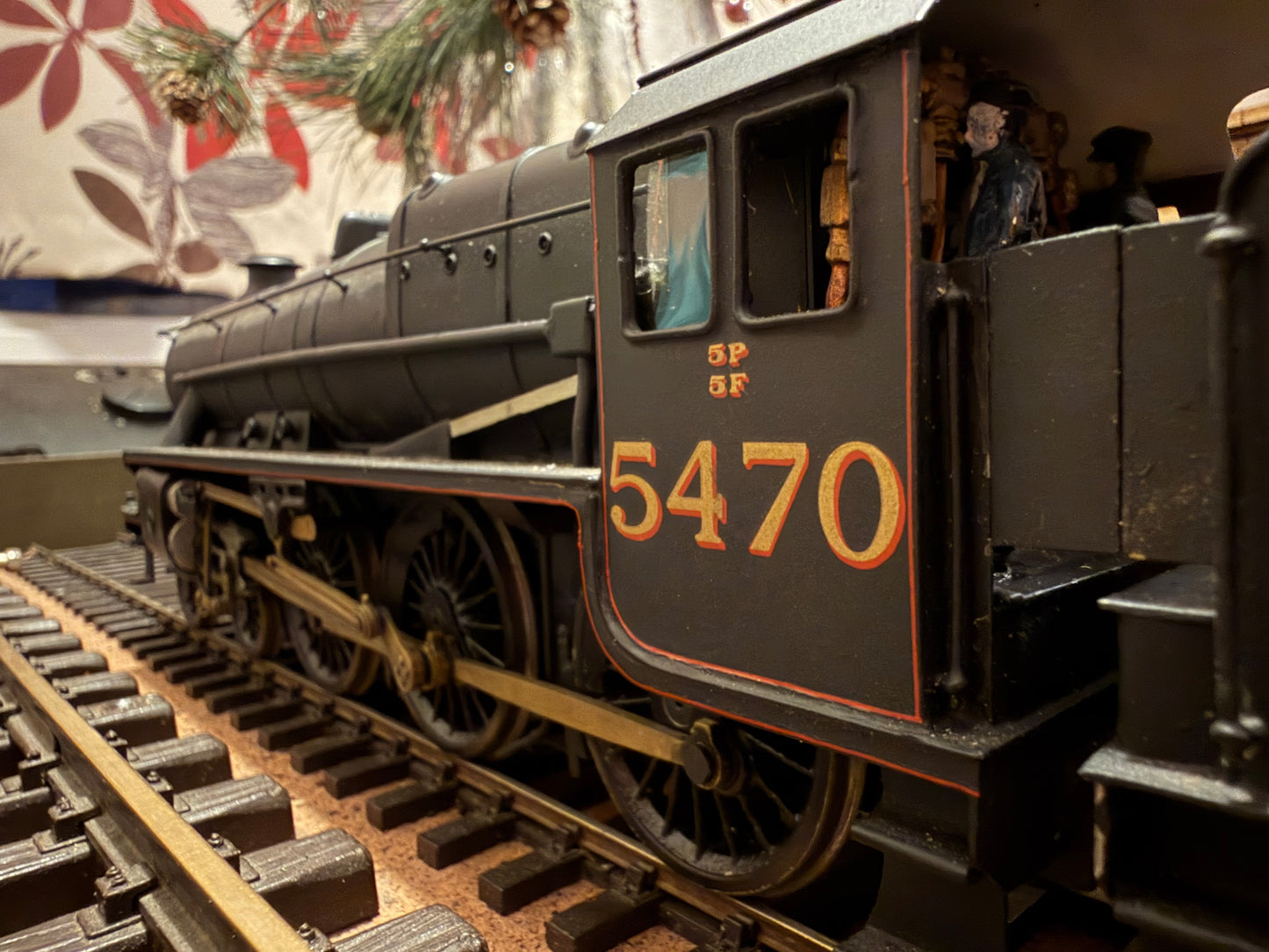 Manufacturer Unknown (O Gauge) London Midland & Scottish Railway ‘Stanier’ 5P 5F ‘Black Five’ No.5470 in Lined LMS Black (Shed code 2A, Rugby Depot). 