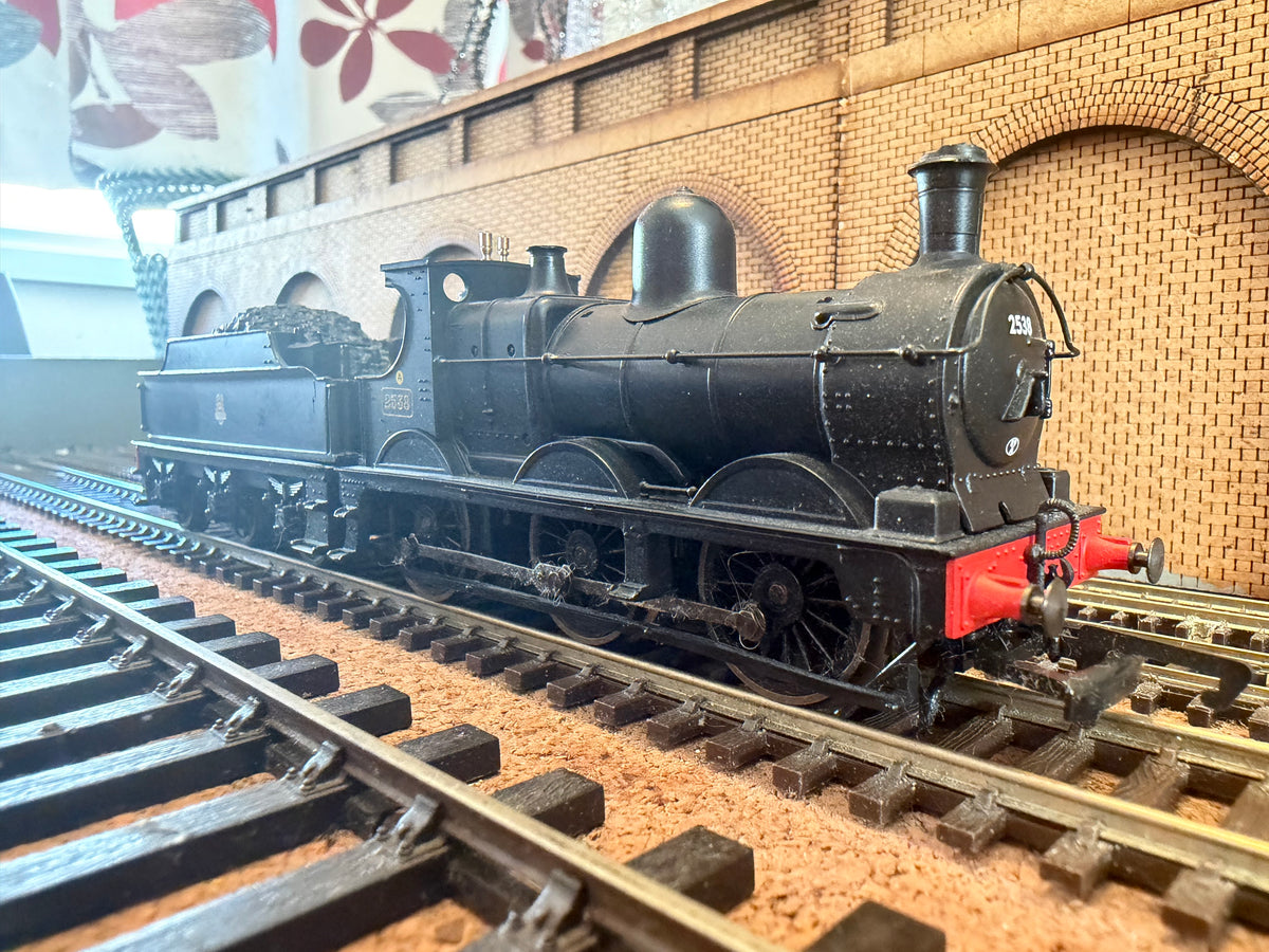 Hornby R2275A (OO) Ex GWR 2301 Class No.2528 in British Railways Unlined Black. (Shed Code, 89A Oswestry Depot) 