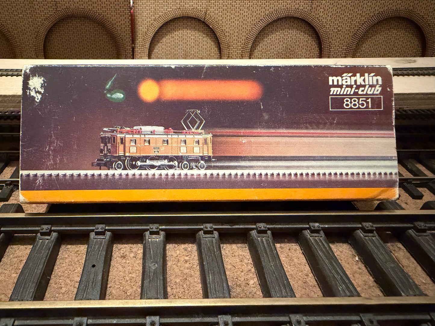Marklin Mini Club 8851 (Z) SBB Class Ae 3/6 II 10460 in SBB Brown 