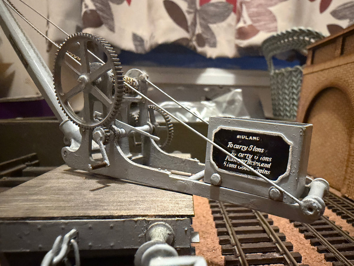 Manufacturer Unknown (O Gauge) Midland Railway, 5 Ton Travelling Mechanical Crane and Jib Wagon. 