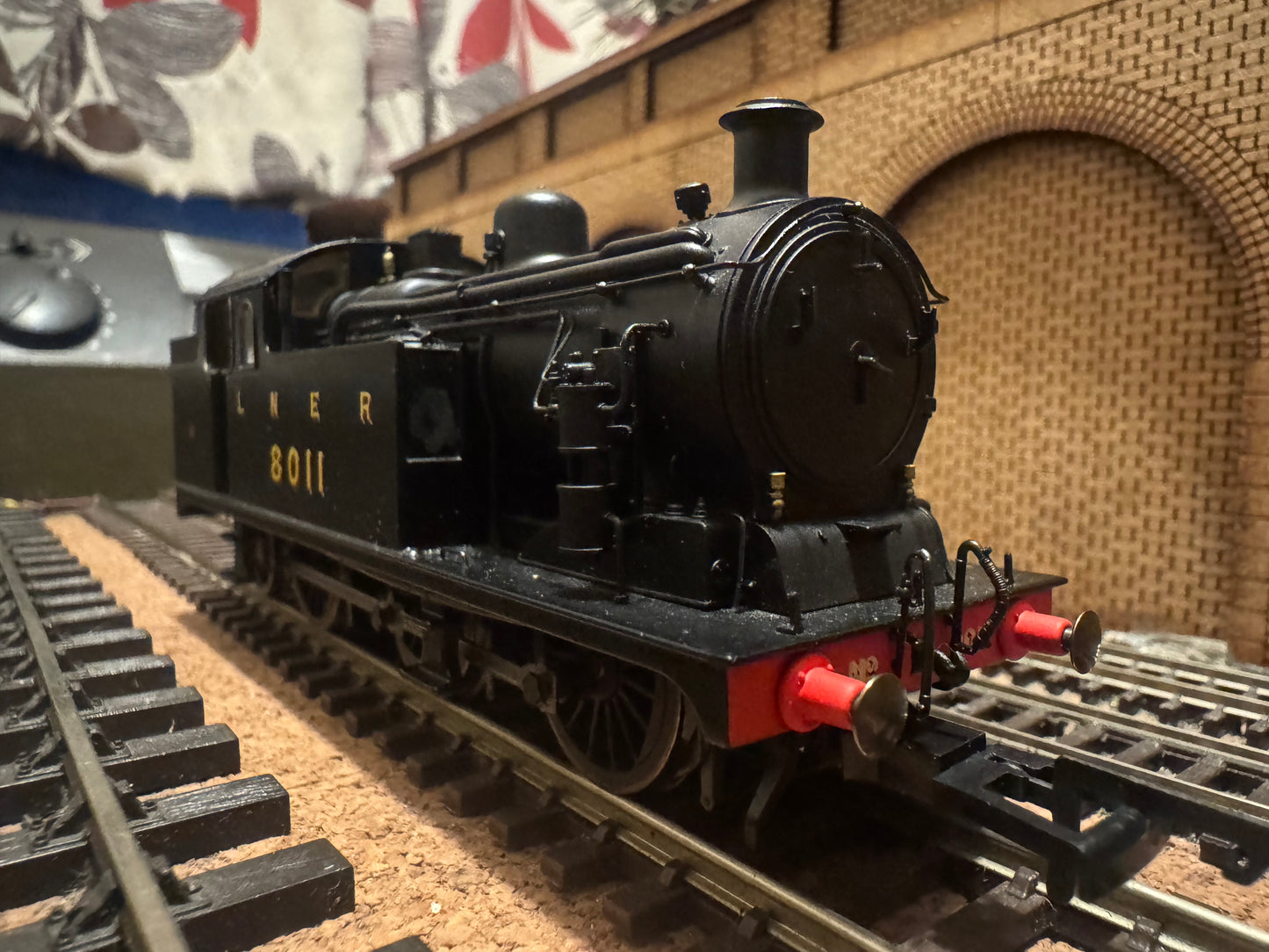 Oxford Rail OR76N7002 (OO) Ex GER N7 No.8011 in Pre 1936 LNER Unlined Black with Condensing Gear. DCC Ready 