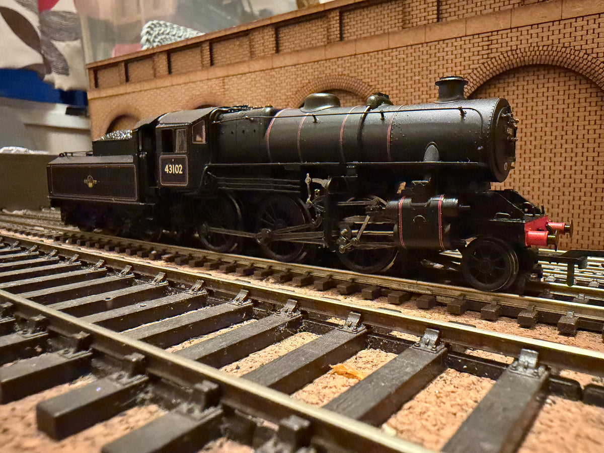 Bachmann 32-577 (OO) British Railways [LMS] Ivatt 4MT ‘Fargo’ No.43102 in BR Lined Black. (Shed Code 51A, Darlington Depot) DCC Ready 