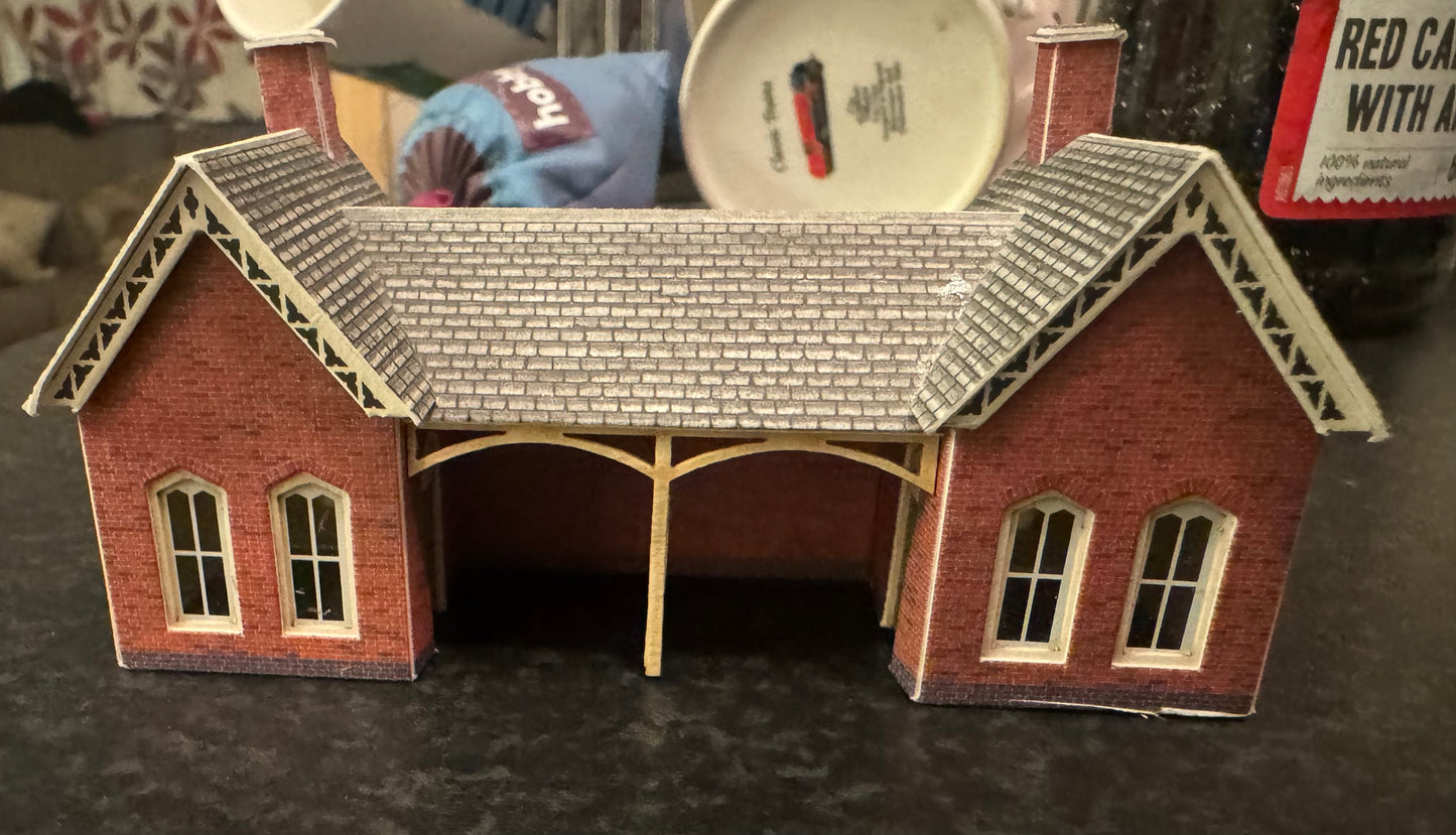 Metcalfe (N Gauge) Country Station (Small) Platform Building.