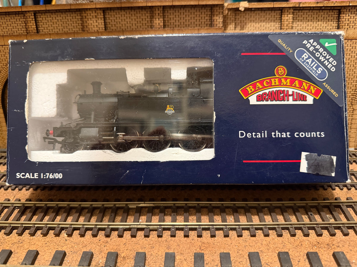 Bachmann 32-126 (OO) Ex GWR, 45XX ‘Small Prairie’ No.4560 in Unlined British Railways Black (Shed Code, 82C Swindon Depot)