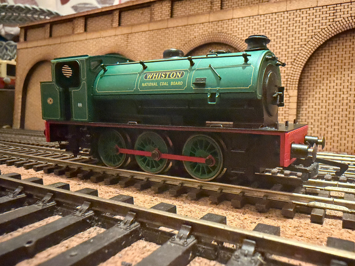 Hornby R2212 (OO) Hunslet Austerity No.3694 “Whiston” in Bold Colliery / National Coal Board Livery 