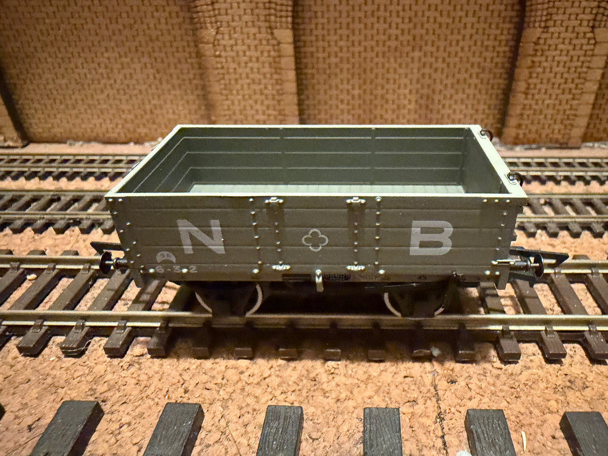 Oxford Rail OR76MW4001 (OO) North British Railway, Four Plank Wagon No.96 in NBR Grey 
