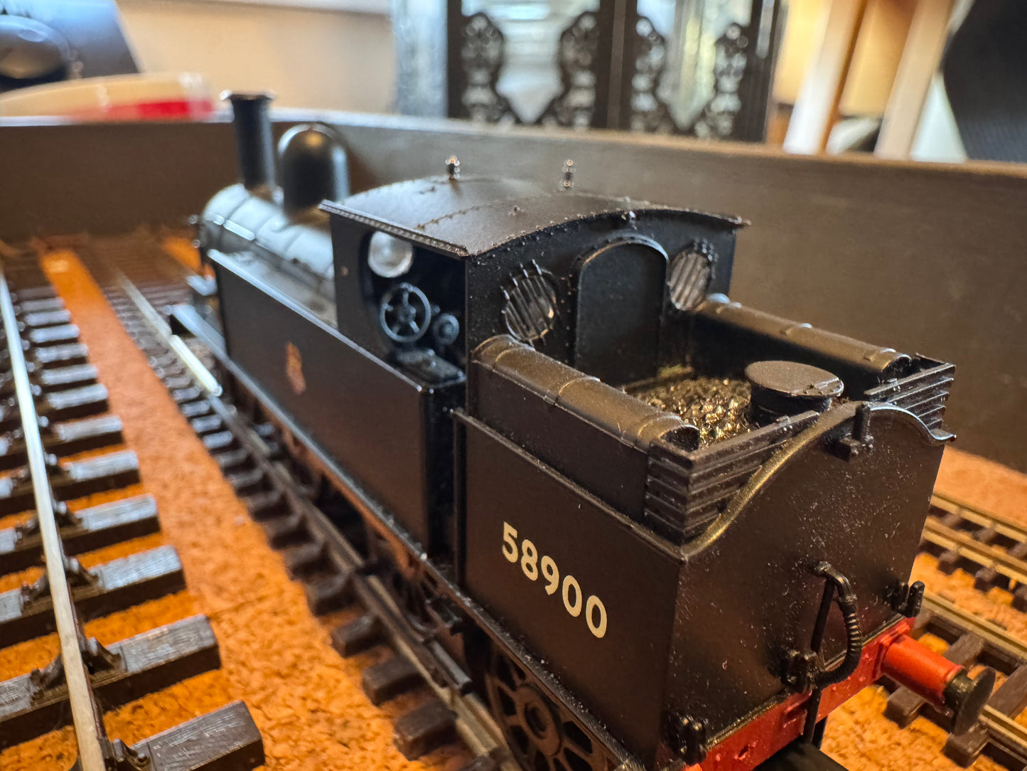 Bachmann 30-180 (OO) Station Pilot Starter Set. DCC Ready 