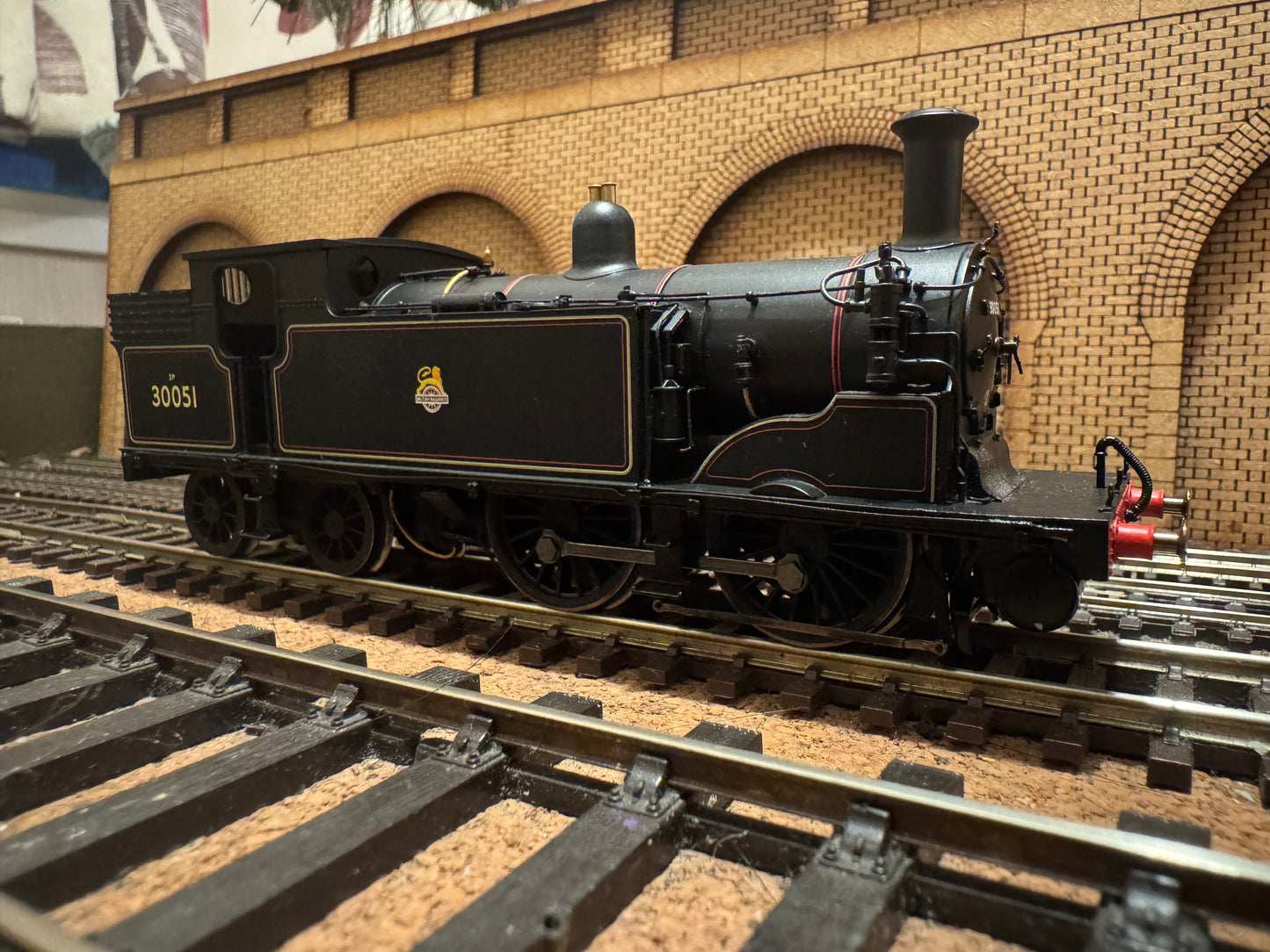 Hornby R2504 (OO) Ex LSWR / SR ‘Drummond’ M7 No.30051 in Lined British Railways Black. (Shed Code 75D, Horsham Depot) DCC Ready