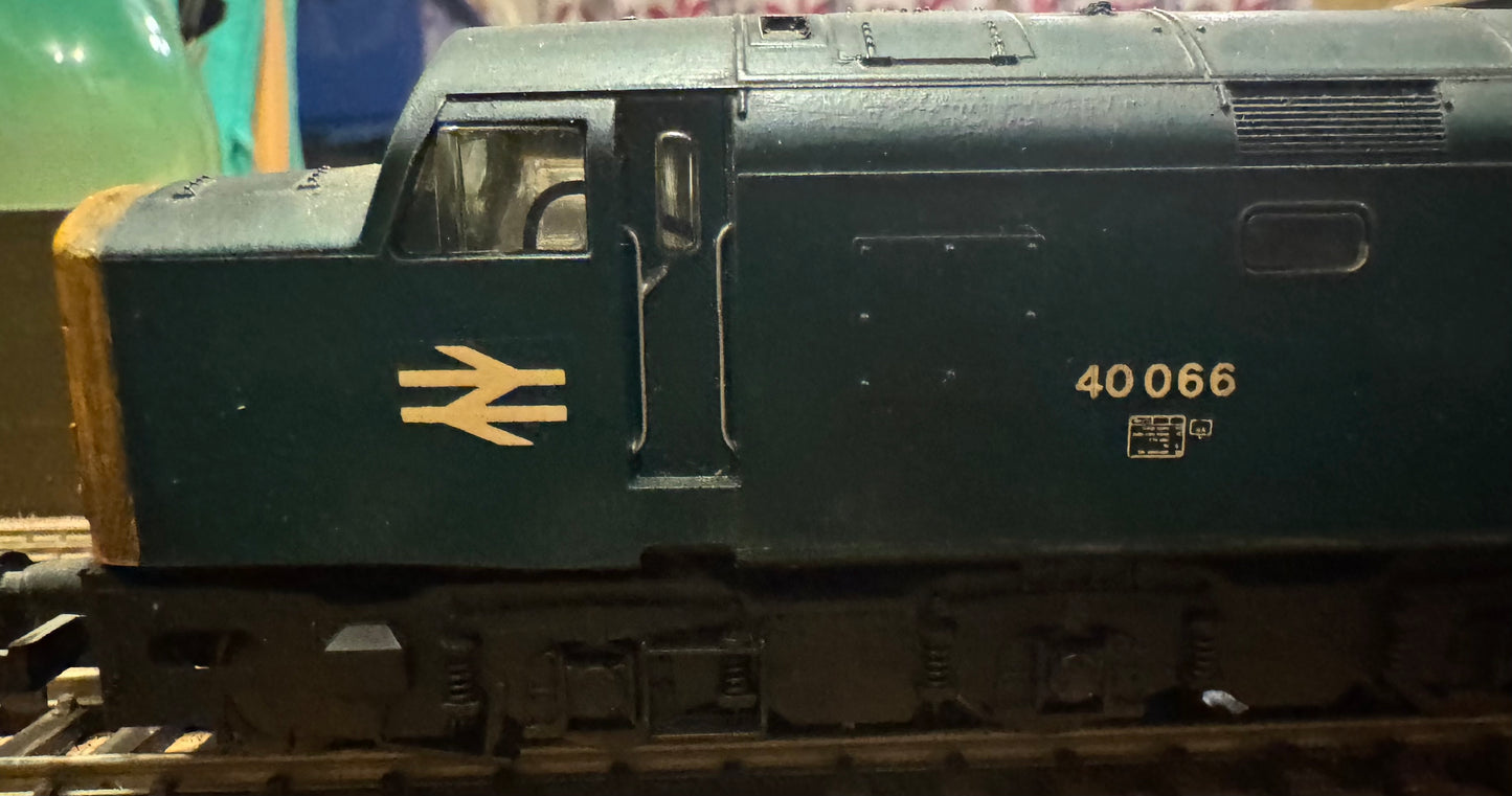 Lima (OO) British Railways Class 40, No.40066 in weathered lightly British Rail Blue