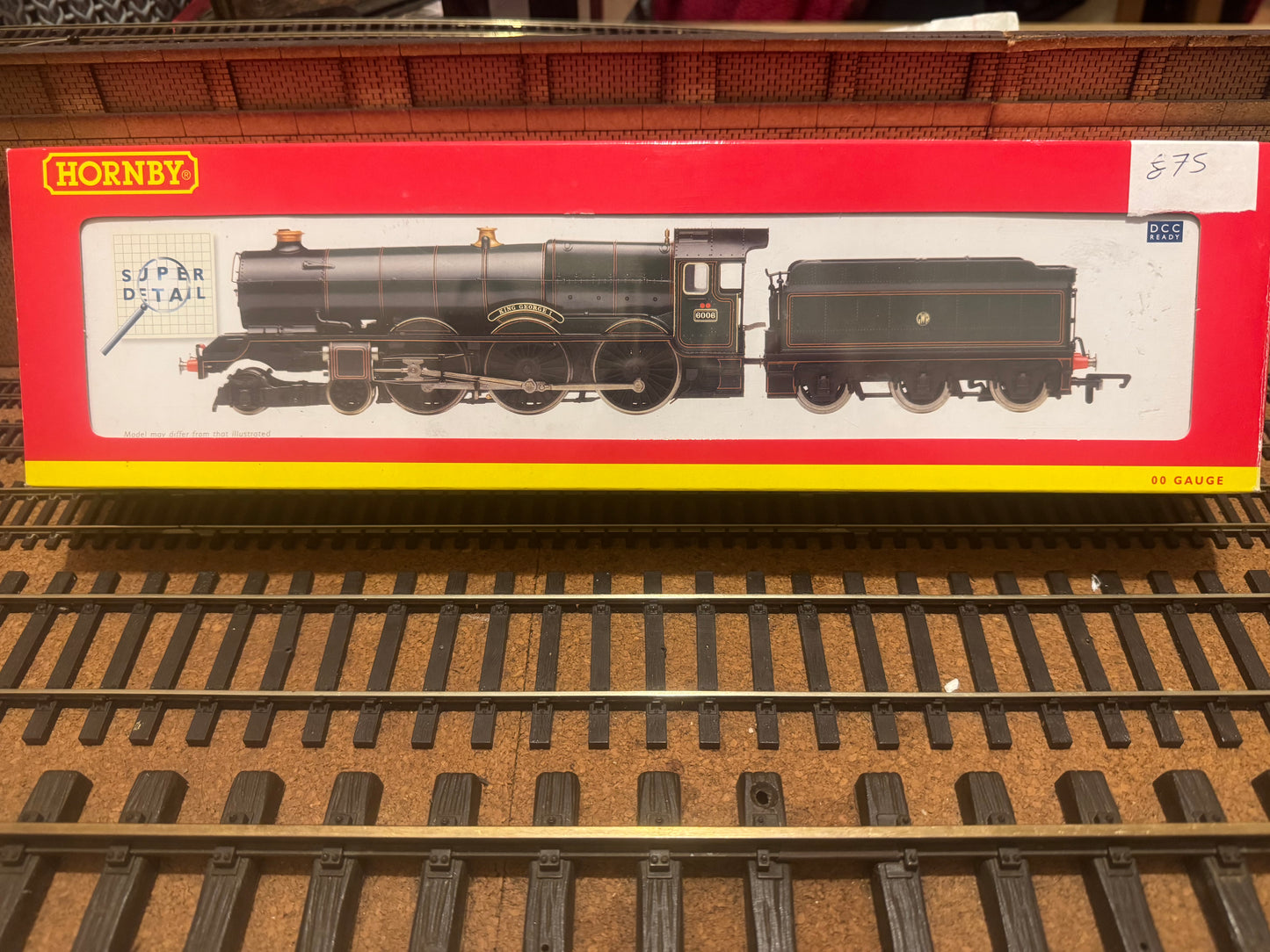 Hornby R2544 (OO) Great Western Railway 60xx ‘King Class’ No.6006 “King George I” in GWR Pre-war Shirt Button Livery. DCC Ready 