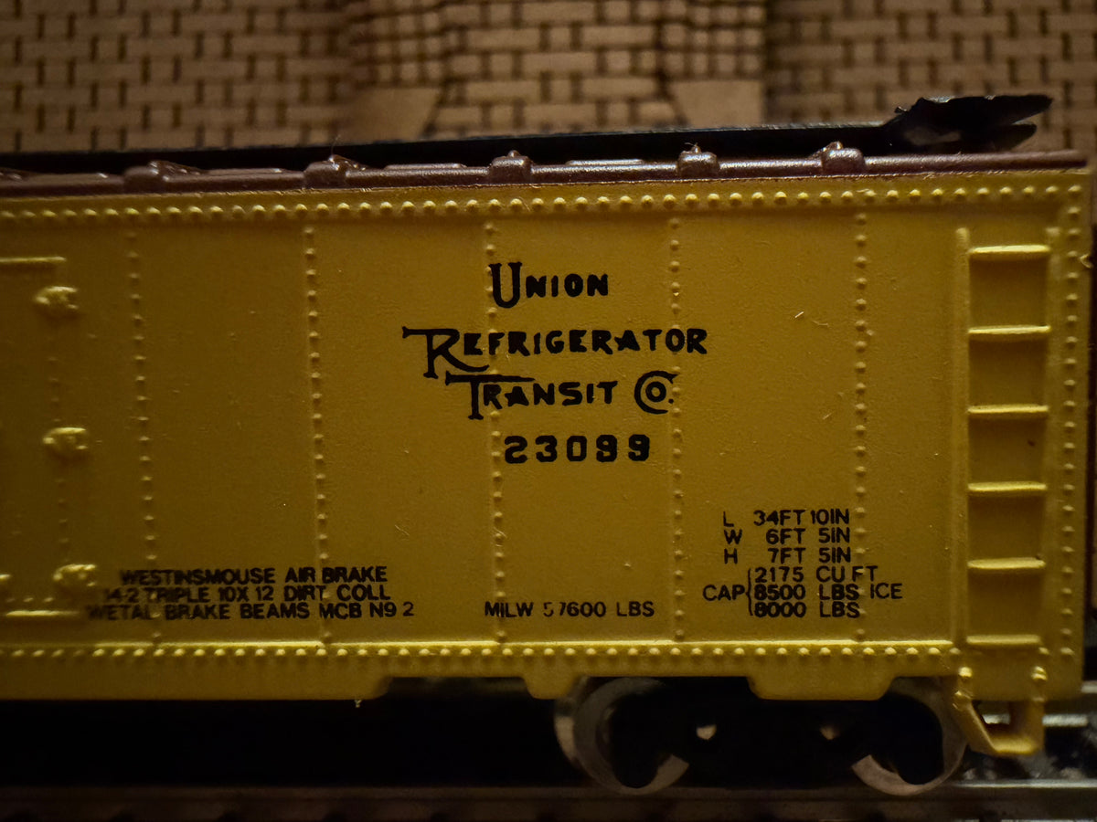 Model Power No.3717 (N Scale) Union Refrigerator Transit, Box Car No.23089 In Atlantic & Pacific Tea Livery 