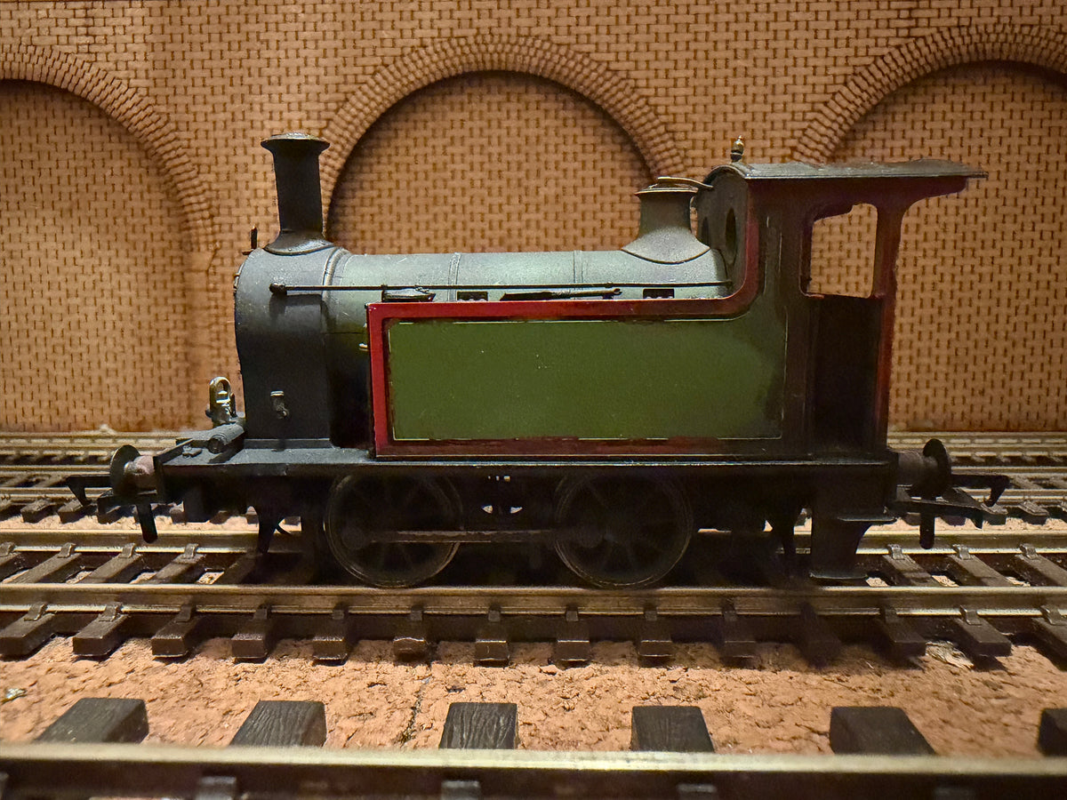 Rapido 923001 (OO) Ex North Eastern Railway, H Class [Y7] in Heavily Weathered Apple Green without decals. DCC Ready 