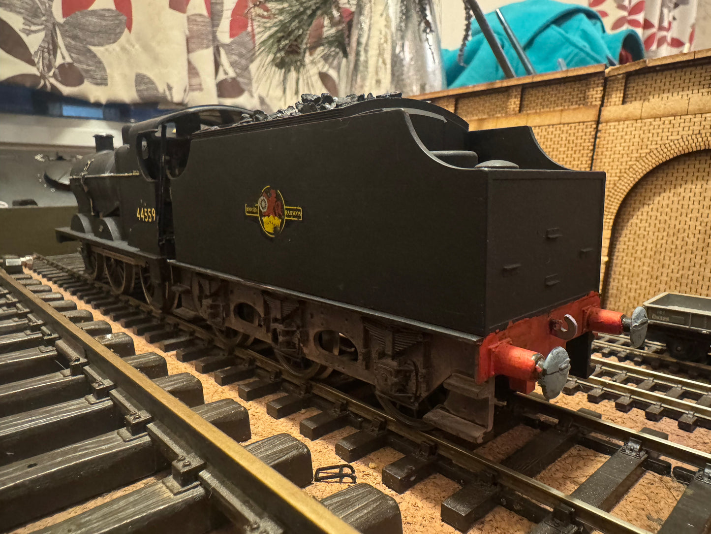 Lima L216534 (O) Ex LMS ‘Fowler’ 4F No.44559 in Unlined and Weathered British Railways black. 