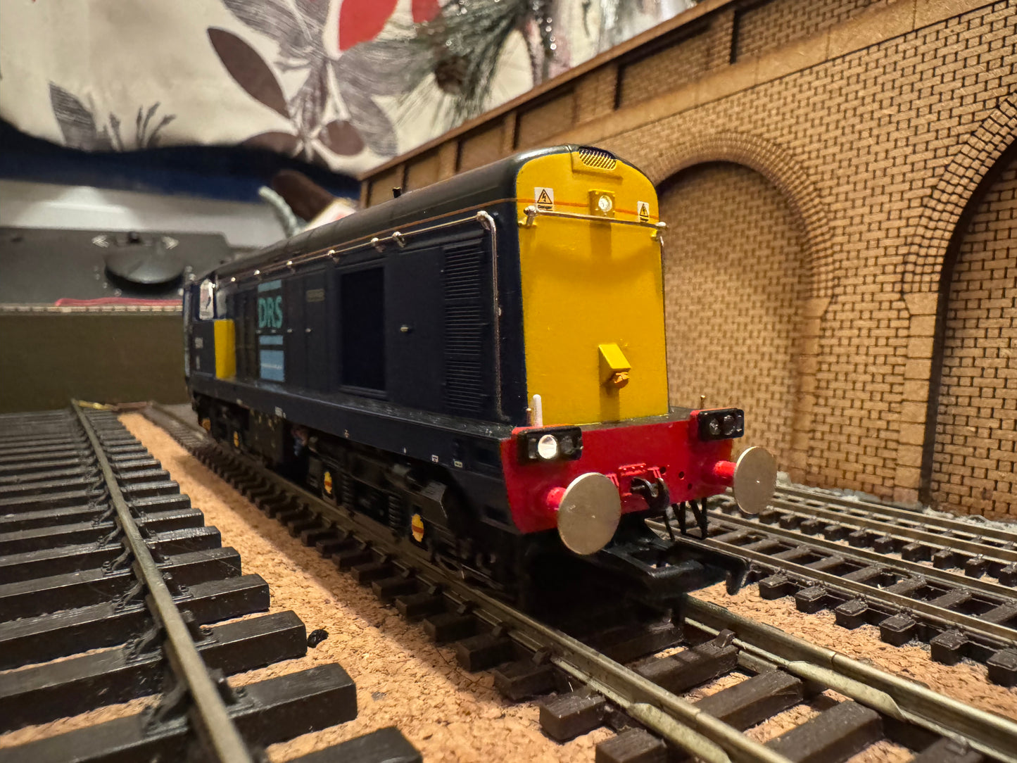 Bachmann 35-125ASF (OO) Ex British Railways Class 20/3 No.20310 “Gresty Bridge” in Direct Rail Service Livery. DCC Sound Ready 