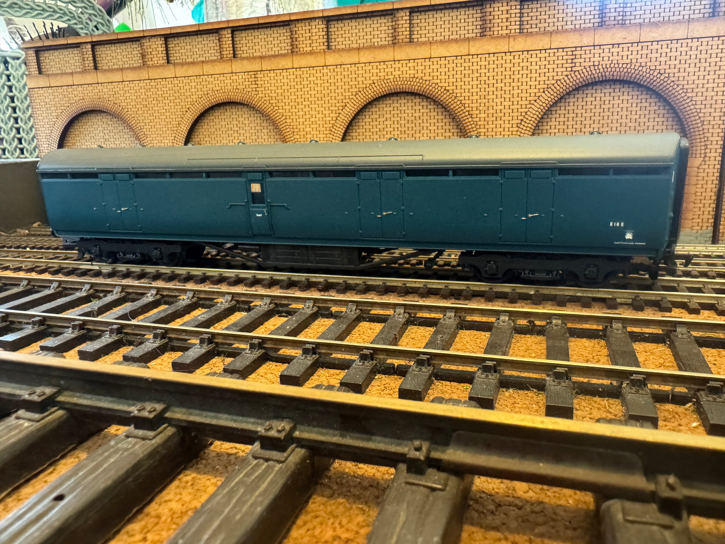 Bachmann 34-652 (OO) Ex LNER Thompson BG Full Brake No.E18E in British Rail Blue. 