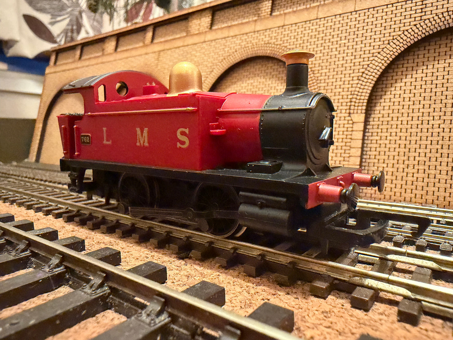 Hornby R1224 (OO) Urban Rambler, starter set. 