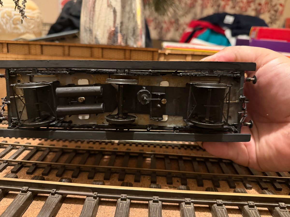 Midland Carriage Works J132 (O Gauge) Midland Railway Diagram 530, Six-wheeled Clerestory Roof Full Brake No.56 in Late Midland Railway Limed Crimson Lake. 