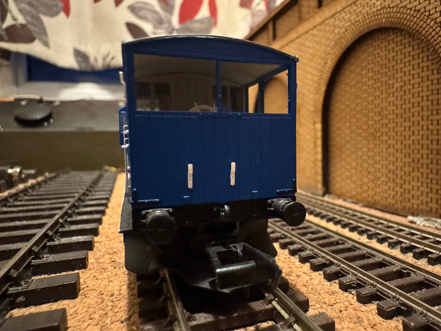 Hornby R6711 Ex BR, ‘Shark’ Ballast Plough Brake Van No.DB993748 in Mainline Freight Livery