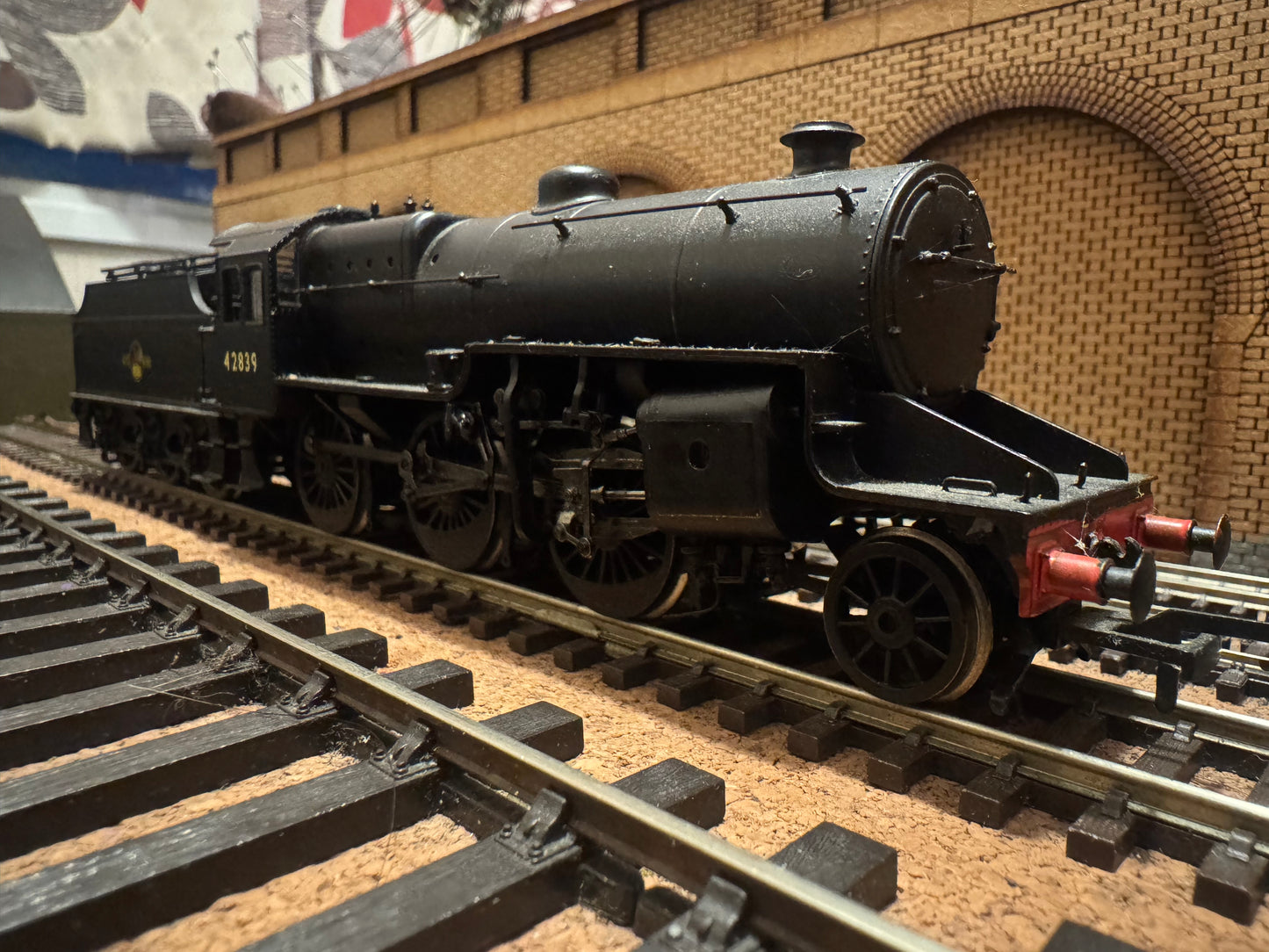 Bachmann 32-175 (OO) Ex LMS ‘Hughes’ 5P 4F ‘Crab’ No.42839 in Unlined British Railways Black. DCC Fitted 