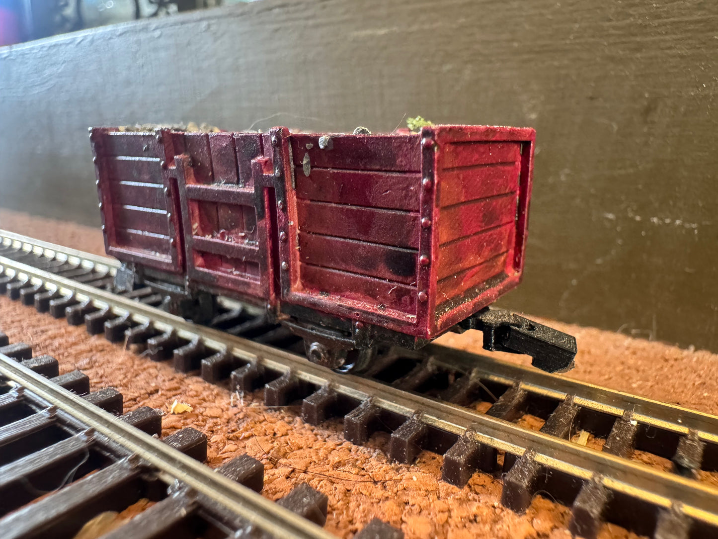 KD Railway (OO9) Five Plank Stone Wagon. Converter / Reach wagon 