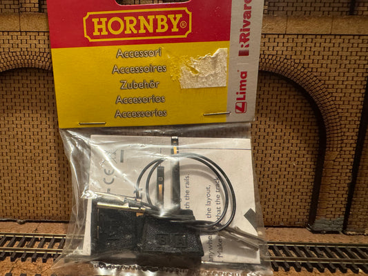 Hornby R8201 (OO) Pack of Two, Electrical track connectors and Link wires.