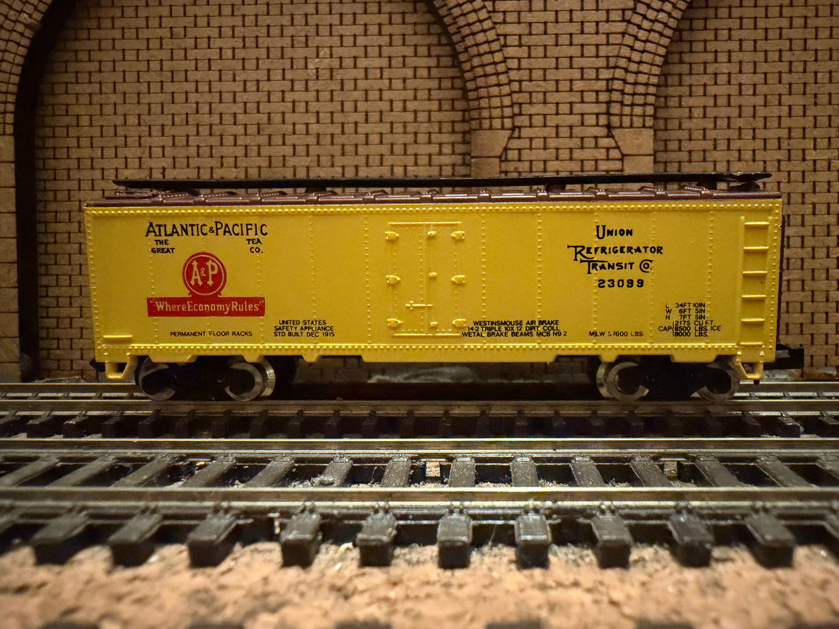 Model Power No.3717 (N Scale) Union Refrigerator Transit, Box Car No.23089 In Atlantic & Pacific Tea Livery 
