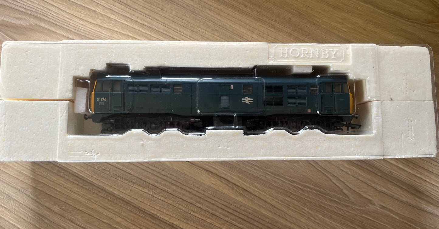 Hornby (OO) British Railways, Class 31, No.31174 in weathered BR Corporate Blue. DCC Sound Fitted.