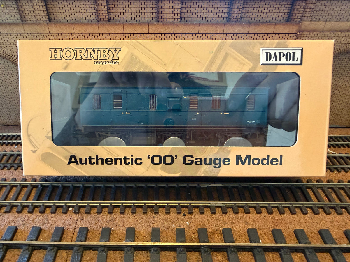 Dapol / Hornby Magazine HM005a (OO) Ex LMS Stove R Luggage Brake No.M32967 in British Rail Blue